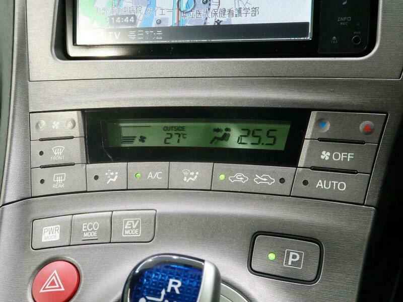 PRIUS-48