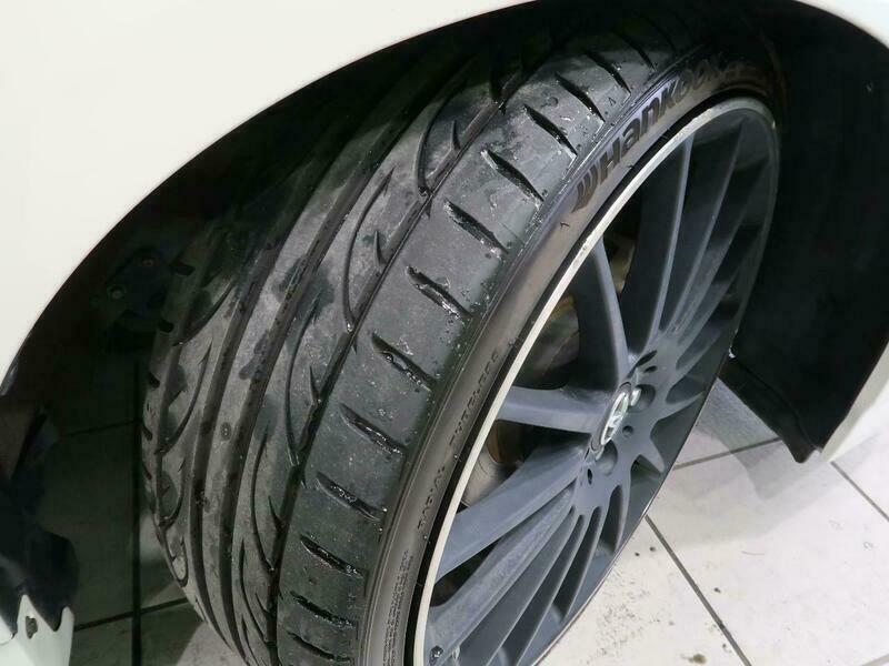 PRIUS-35
