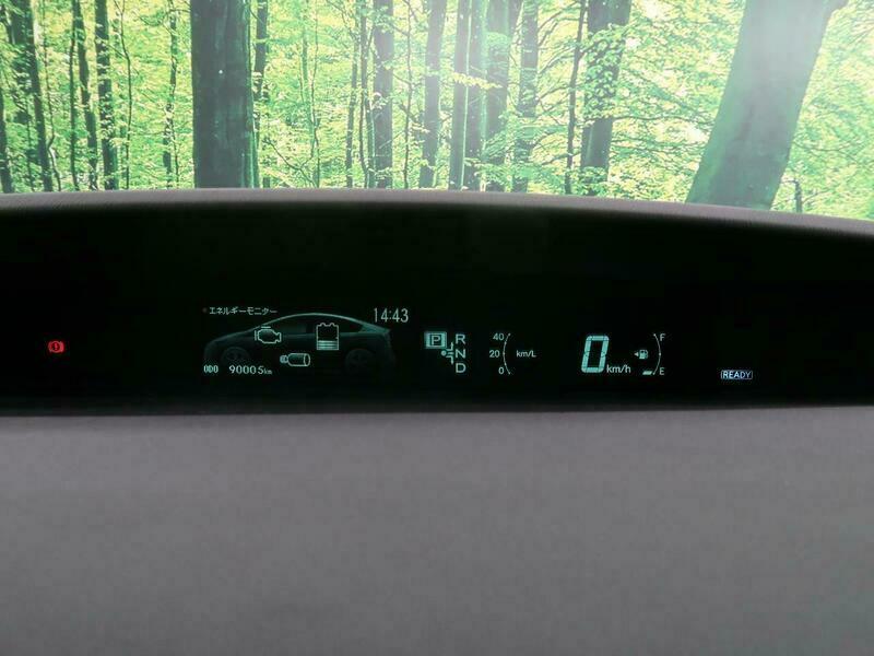 PRIUS-76
