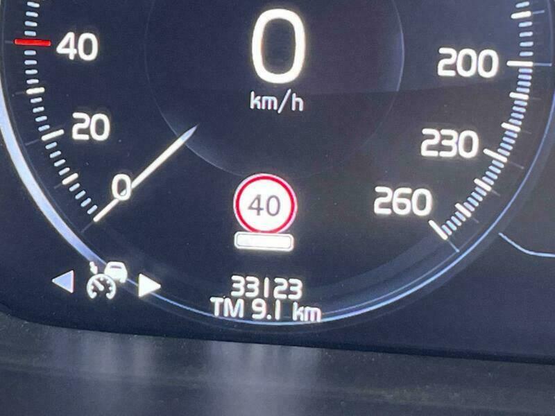 V90