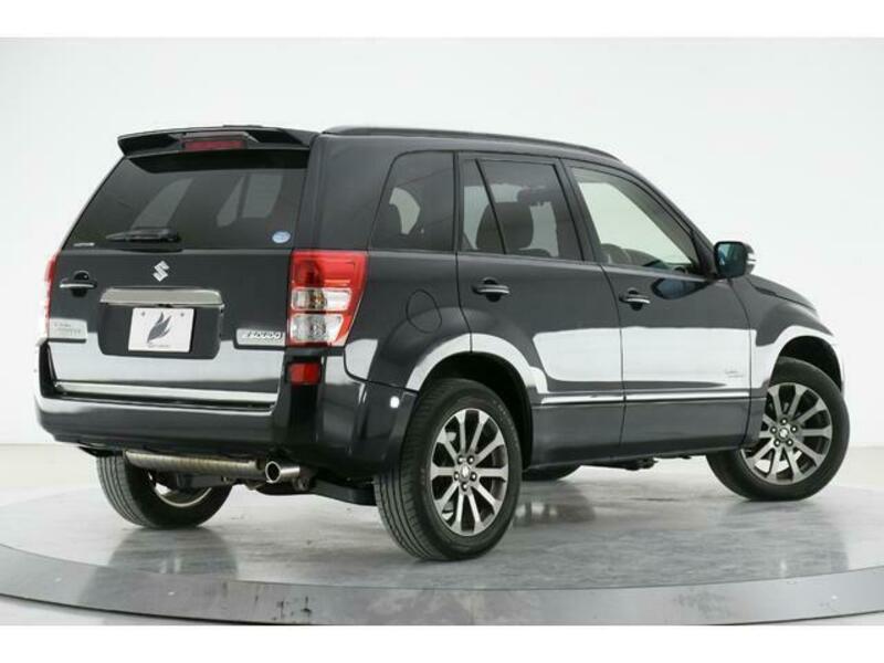 ESCUDO-2