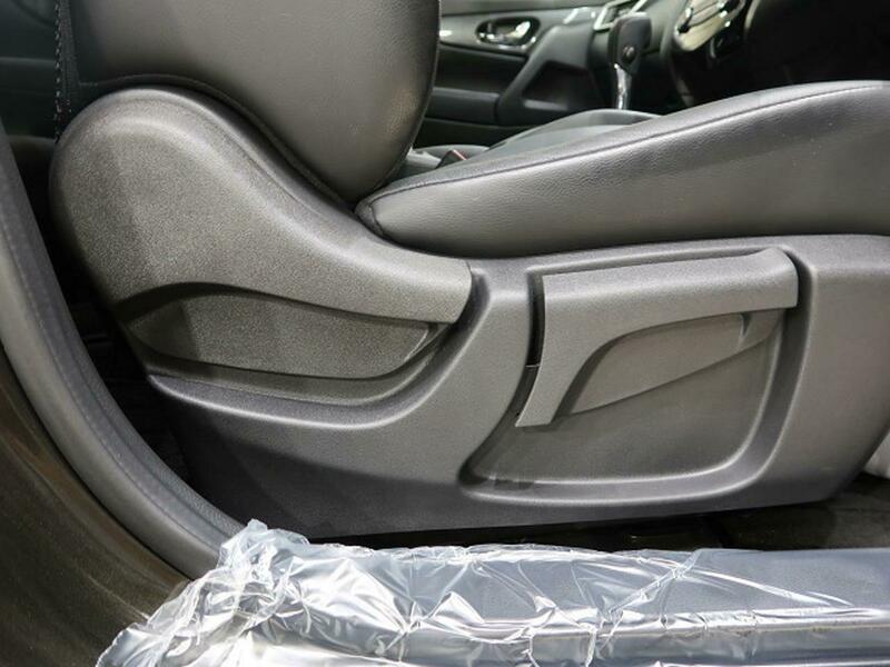 X-TRAIL-37