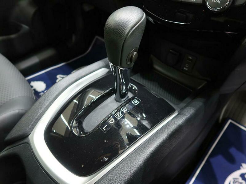 X-TRAIL-25