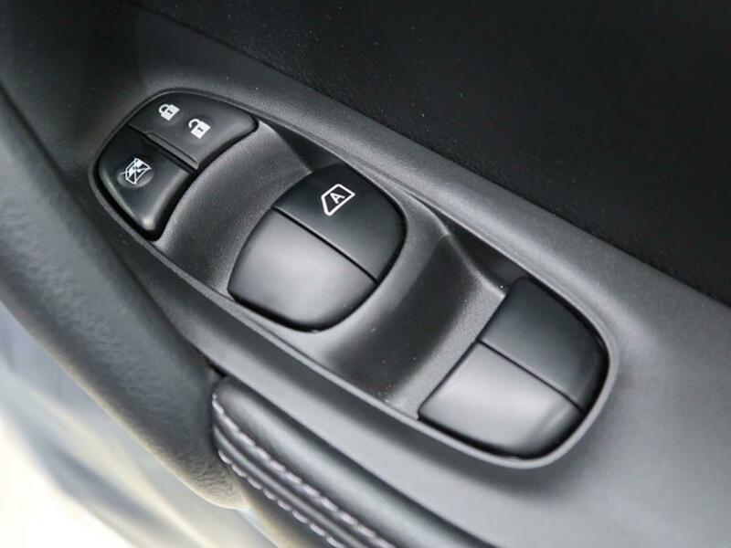 X-TRAIL-4