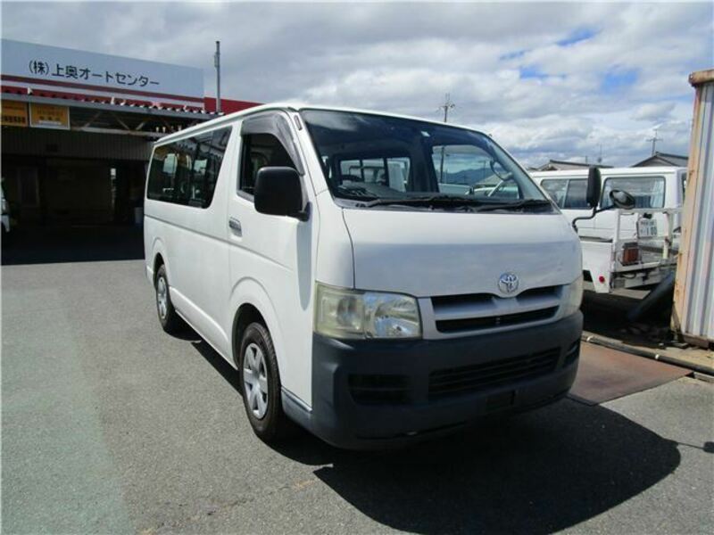HIACE VAN