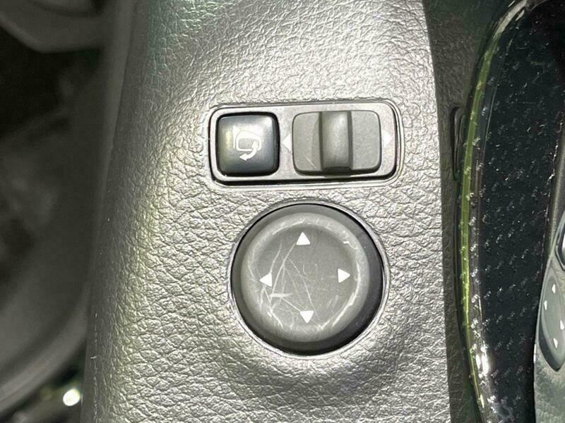 X-TRAIL-32
