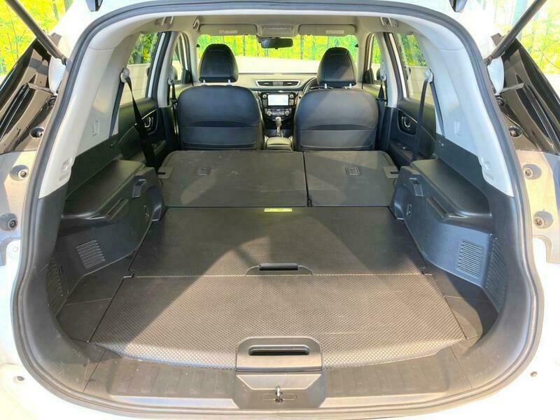 X-TRAIL-52