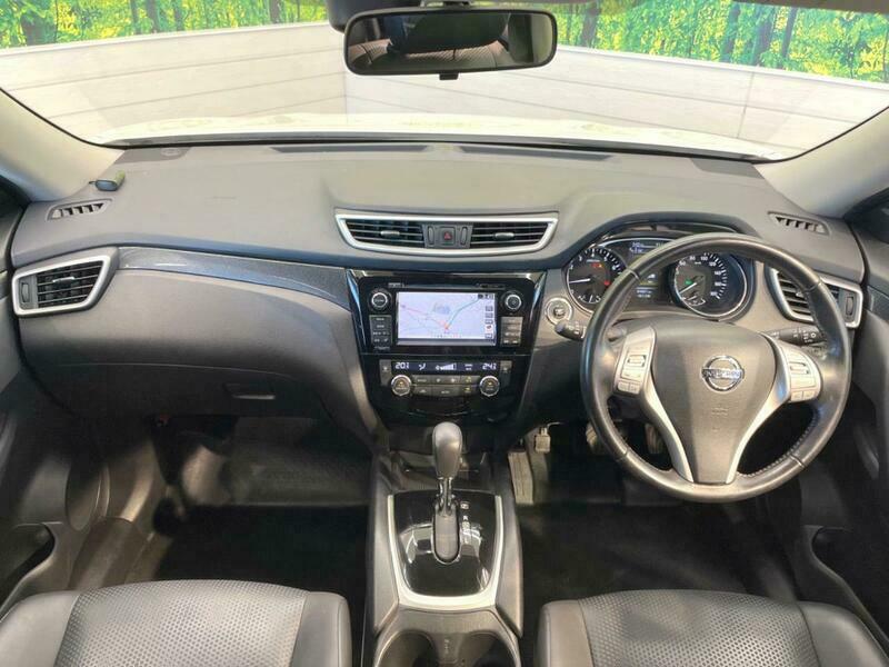 X-TRAIL-9