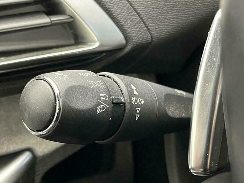 3008