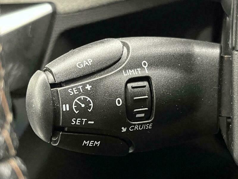 3008
