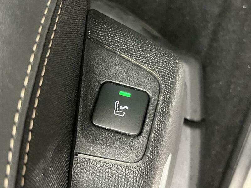 3008