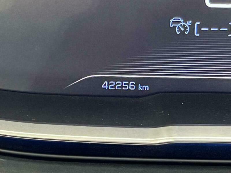 3008