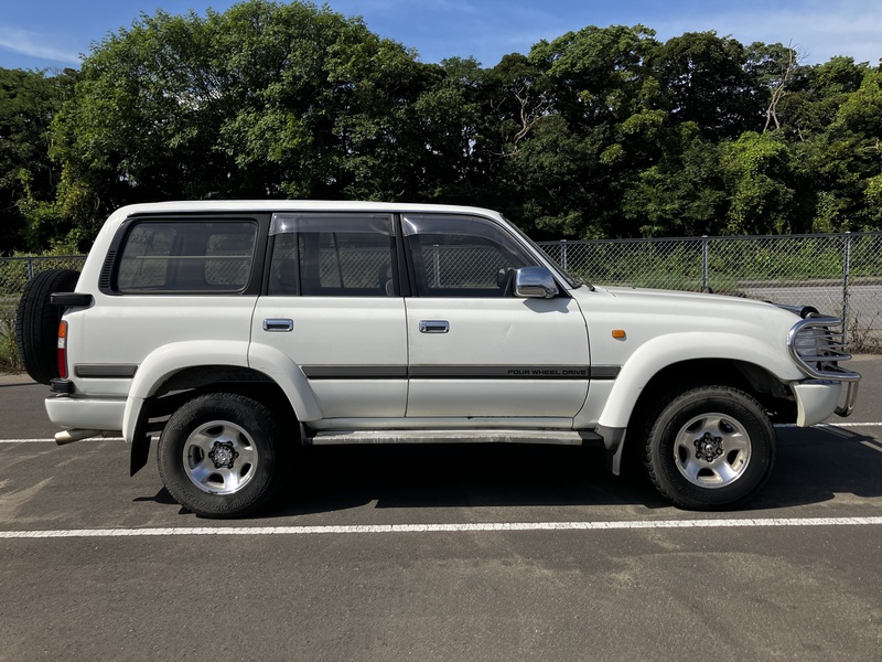 LAND CRUISER