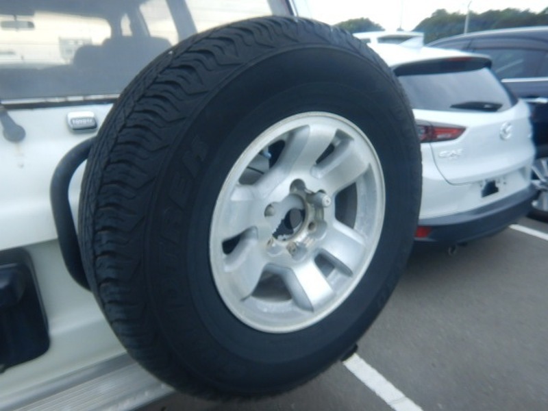 LAND CRUISER