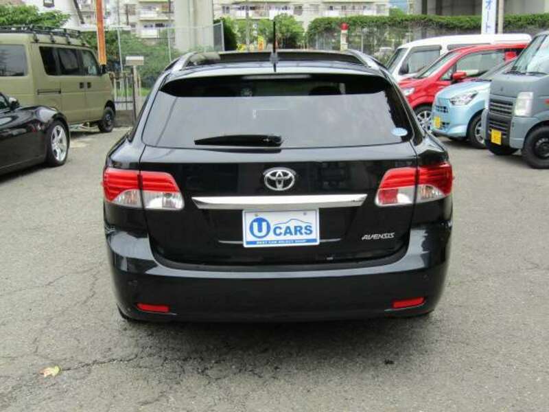 AVENSIS WAGON-5