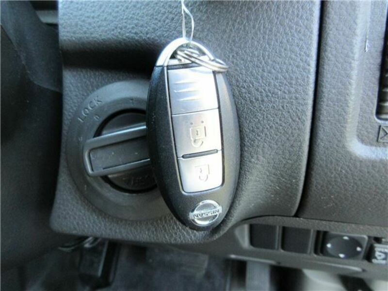 X-TRAIL-17
