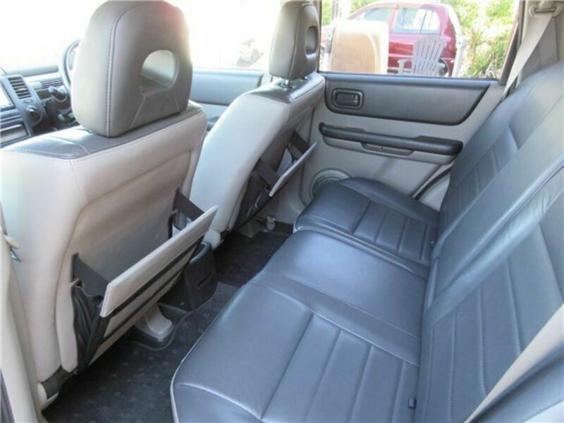 X-TRAIL-32