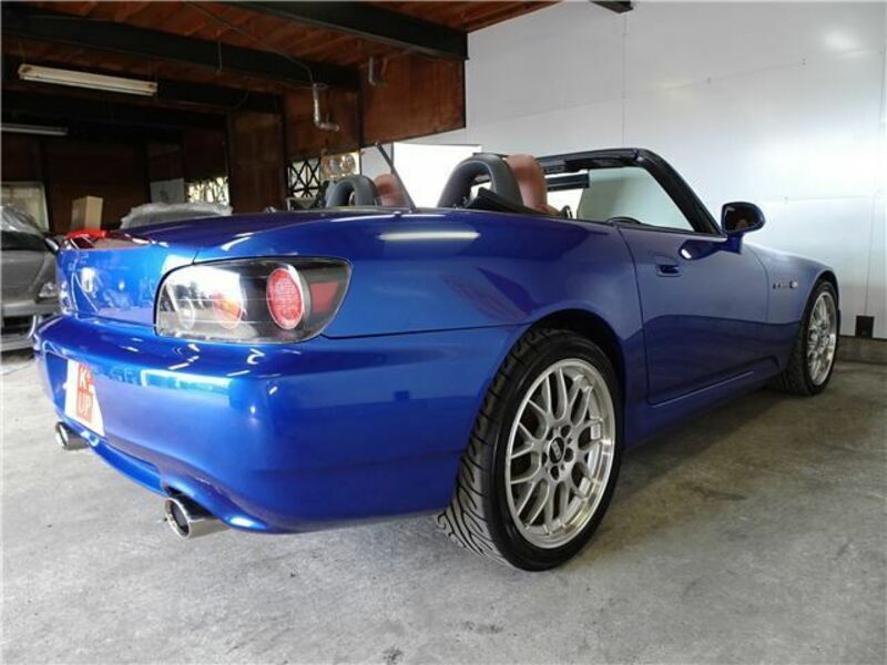 S2000