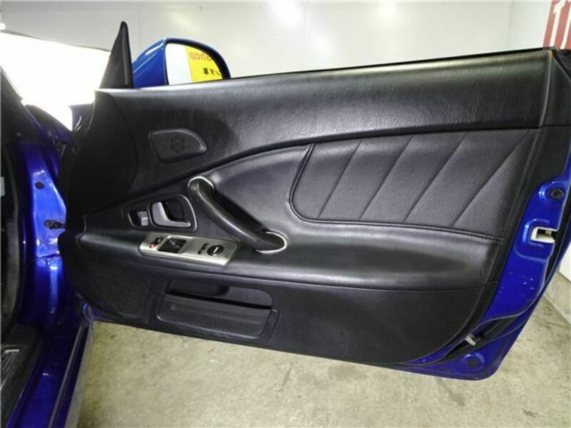 S2000