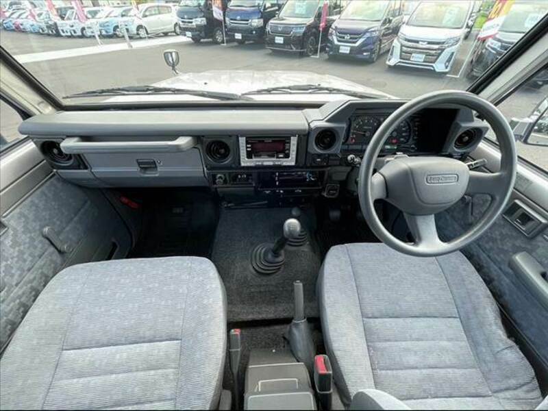LAND CRUISER