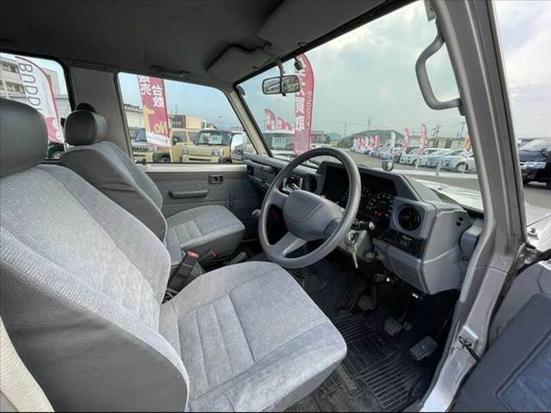 LAND CRUISER