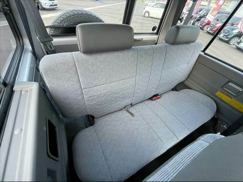LAND CRUISER