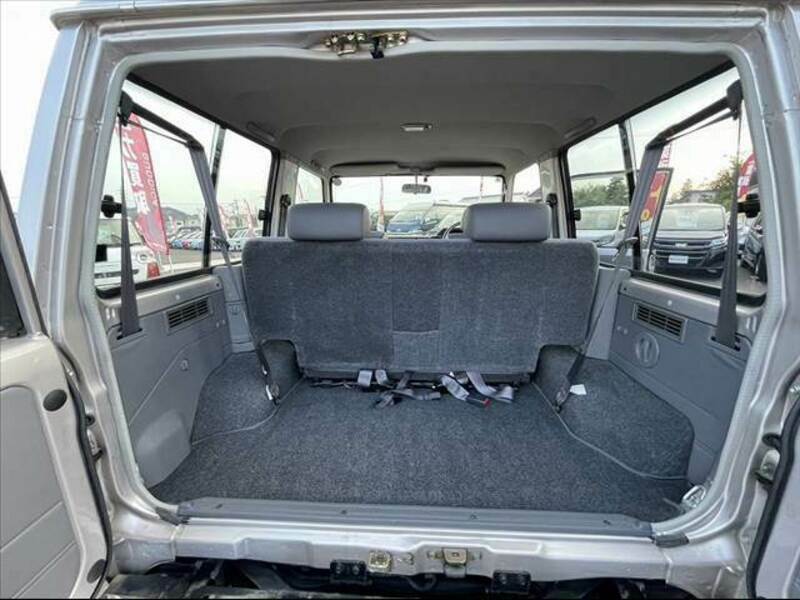 LAND CRUISER