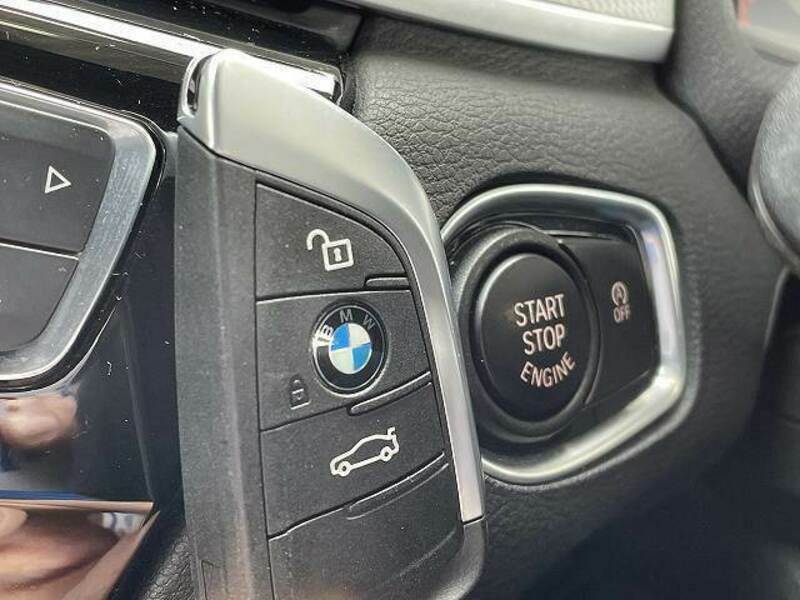 X1