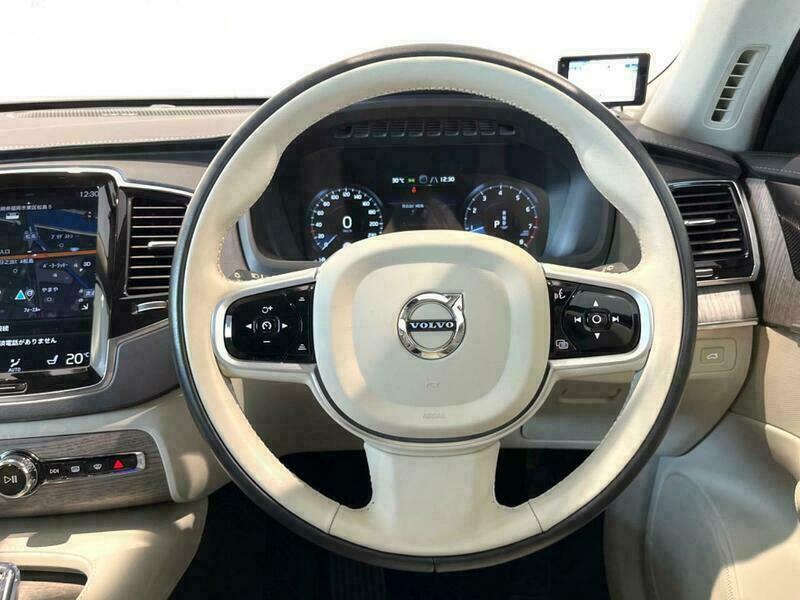 XC90