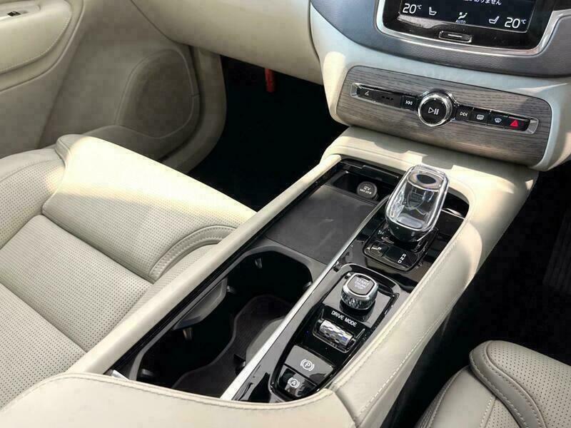 XC90