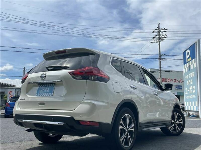 X-TRAIL-5