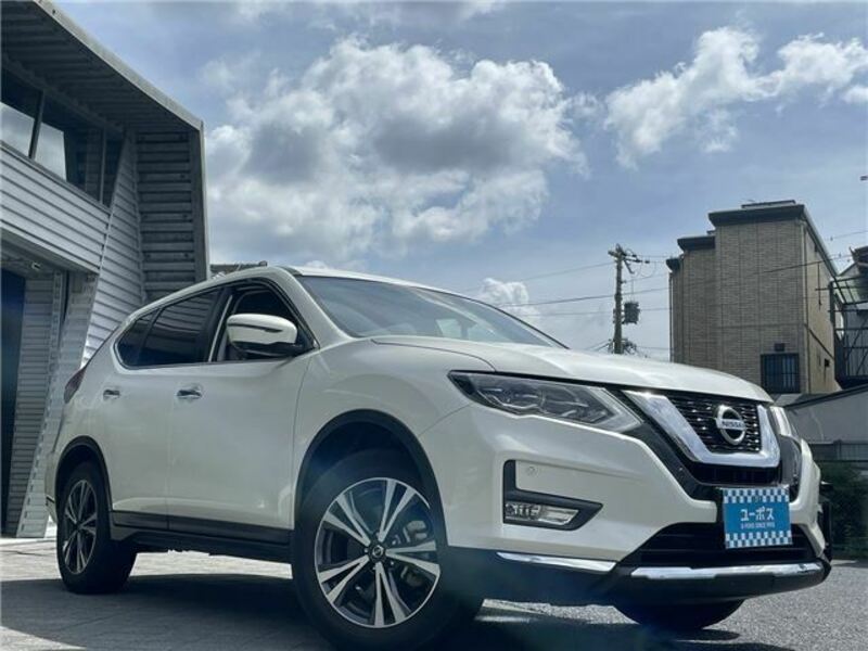 X-TRAIL-9