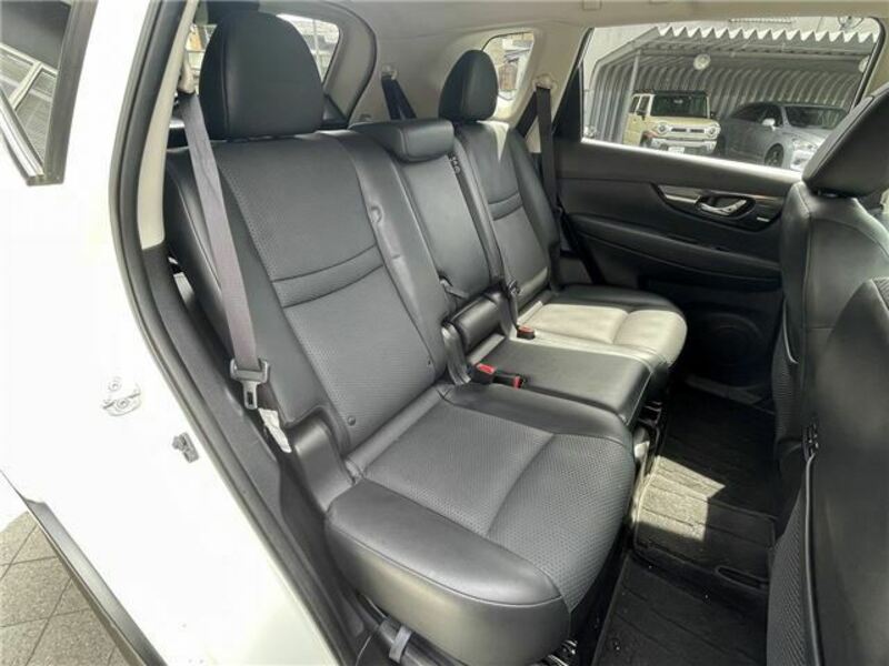 X-TRAIL-13