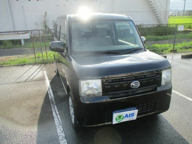Used 2011 DAIHATSU MOVE CONTE L575S SBI Motor Japan