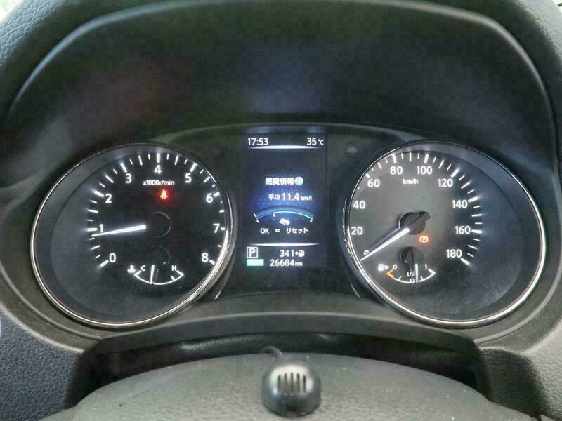X-TRAIL