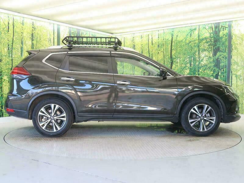 X-TRAIL