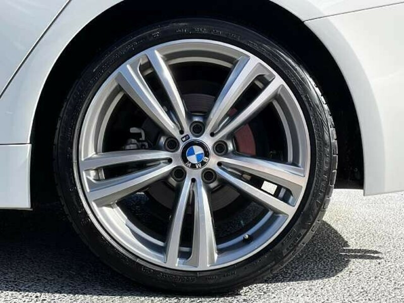 4 SERIES