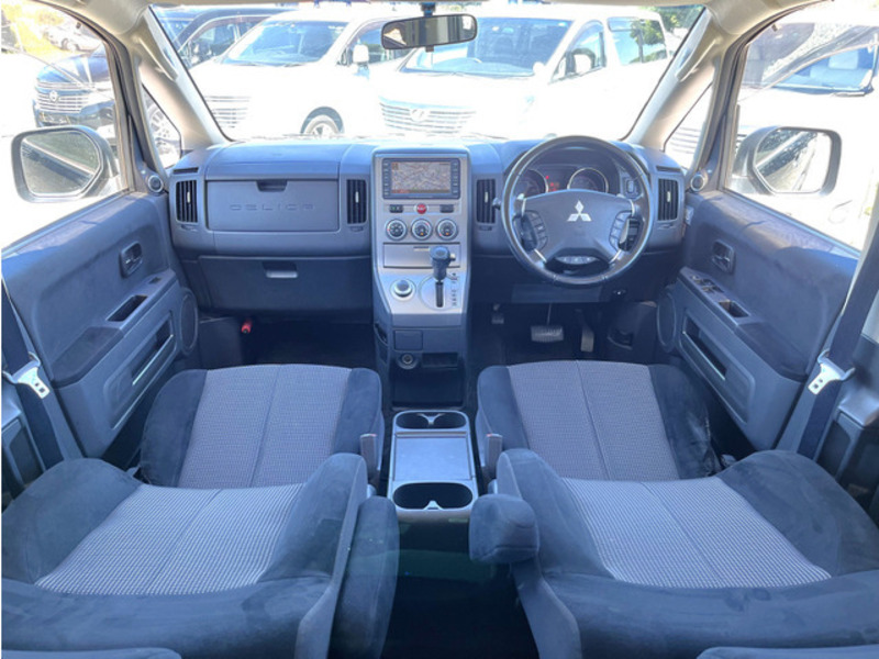 DELICA D5