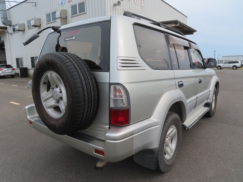 LAND CRUISER PRADO-5