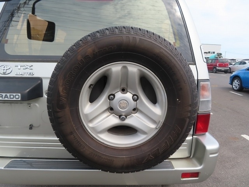 LAND CRUISER PRADO-3