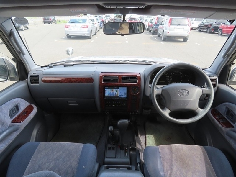 LAND CRUISER PRADO-10