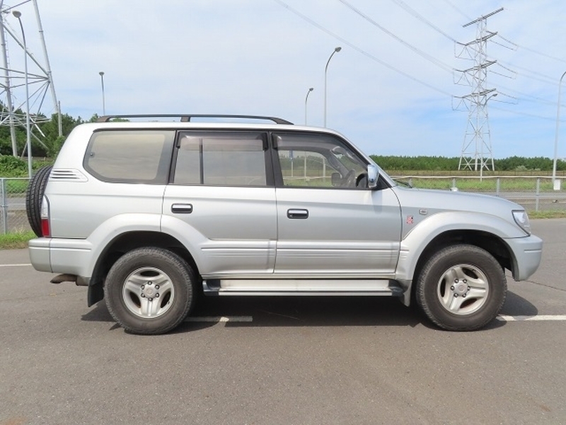 LAND CRUISER PRADO-8
