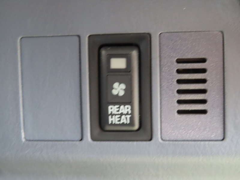 LAND CRUISER PRADO-31