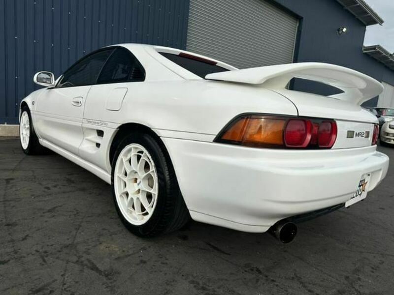 MR2