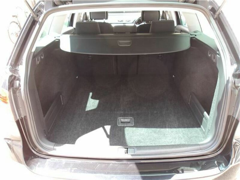PASSAT VARIANT