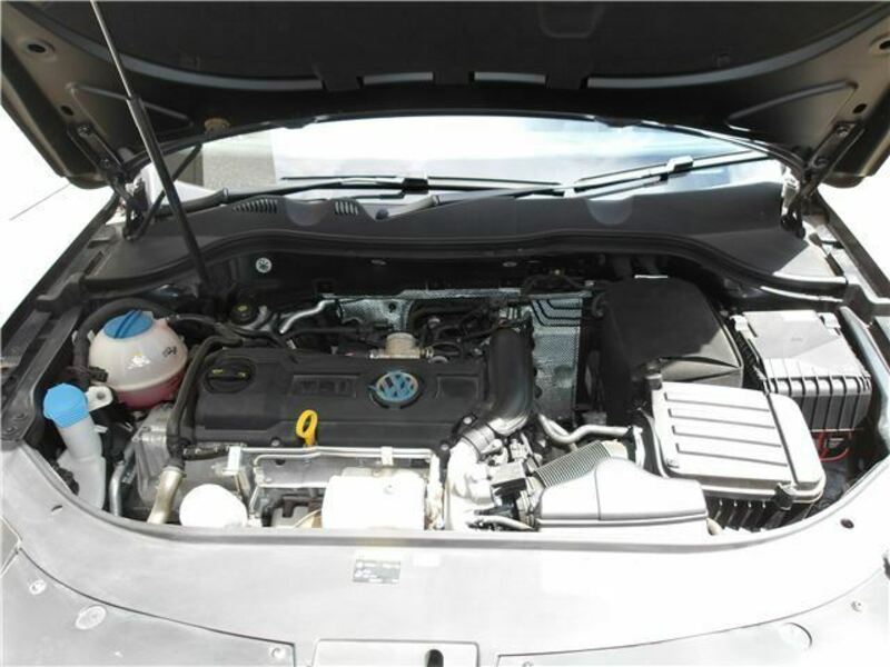 PASSAT VARIANT