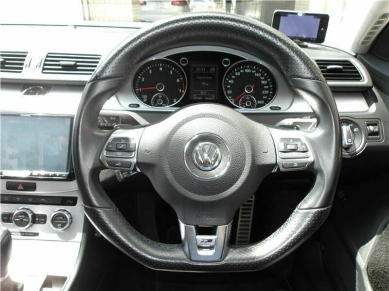 PASSAT VARIANT