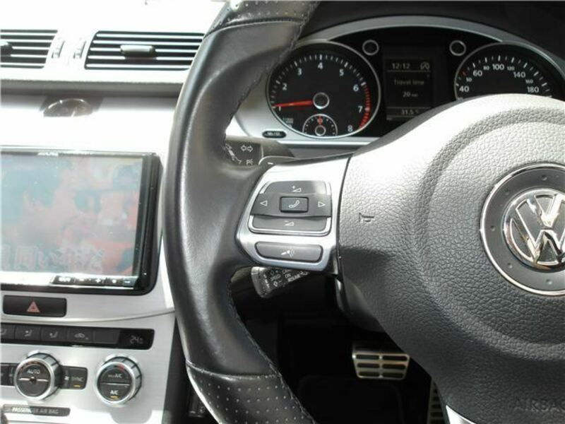 PASSAT VARIANT