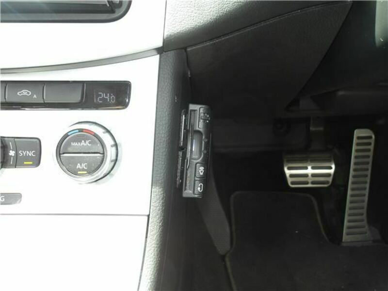 PASSAT VARIANT