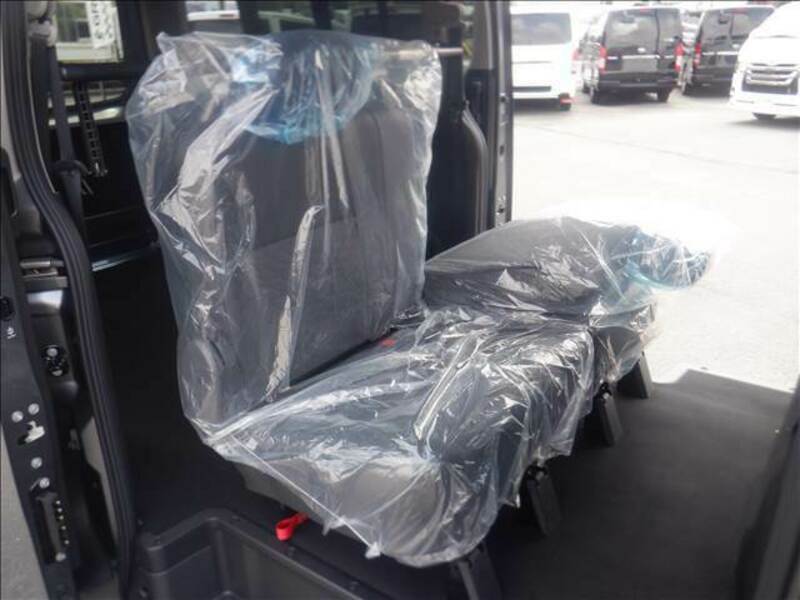 CARAVAN VAN